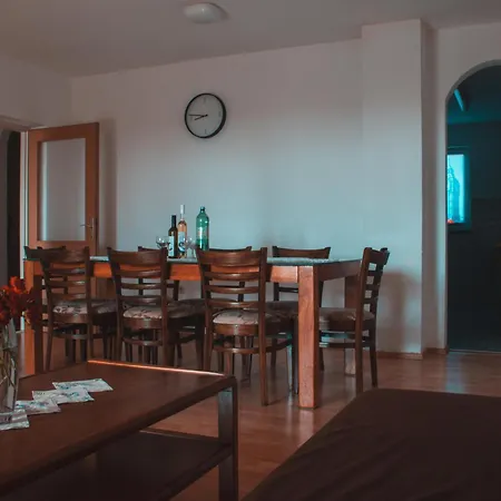 Deh, Stinjan Appartement *