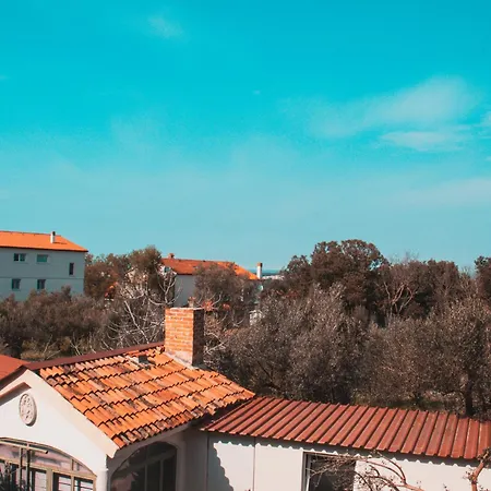 Deh, Stinjan Appartamento *