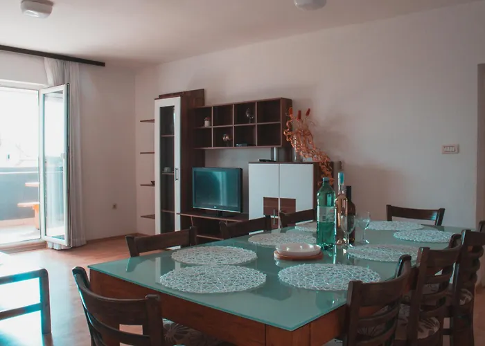 Appartement Deh, Stinjan